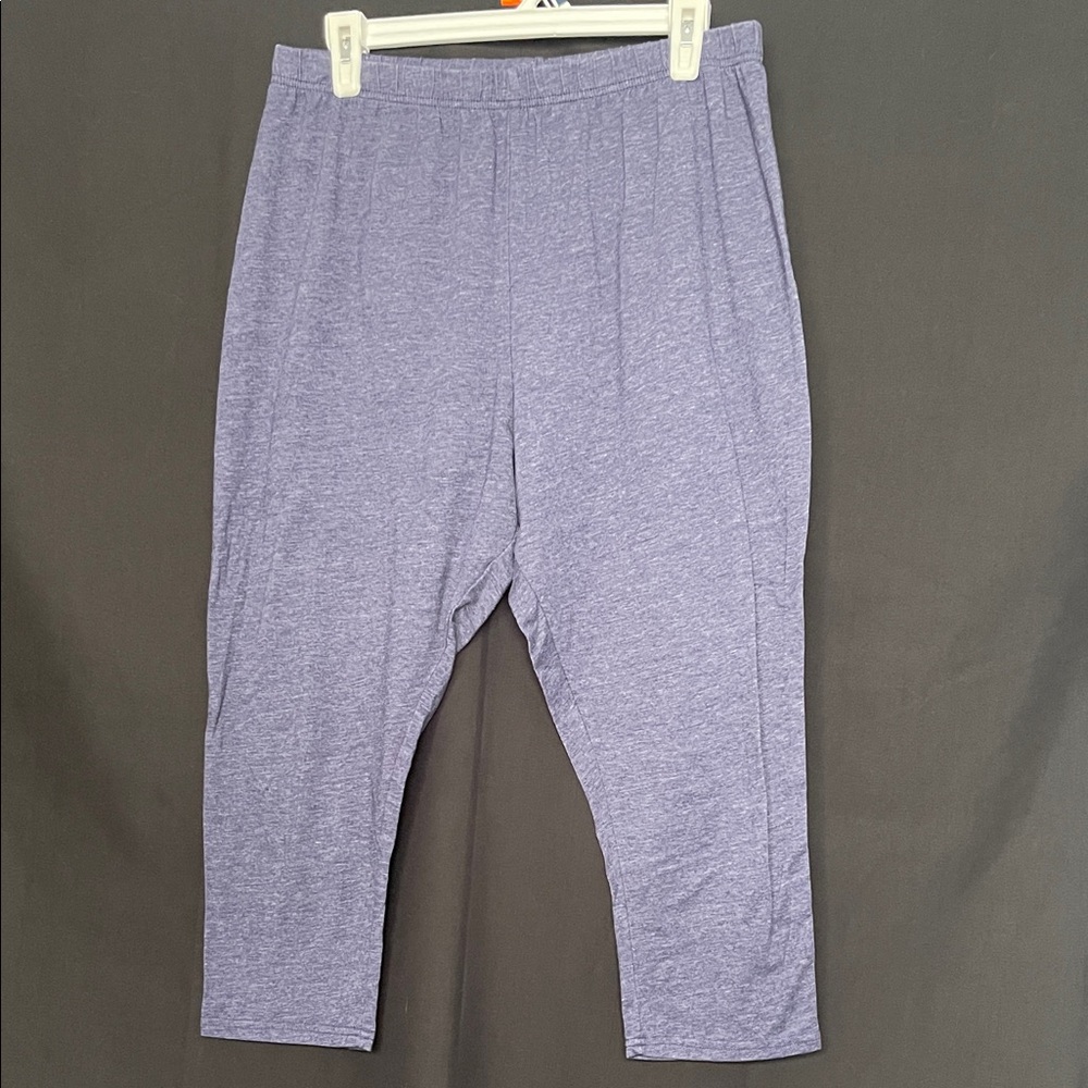 Avon Women’s Leggings.